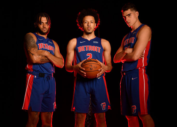 相似甚至更 相似甚至更