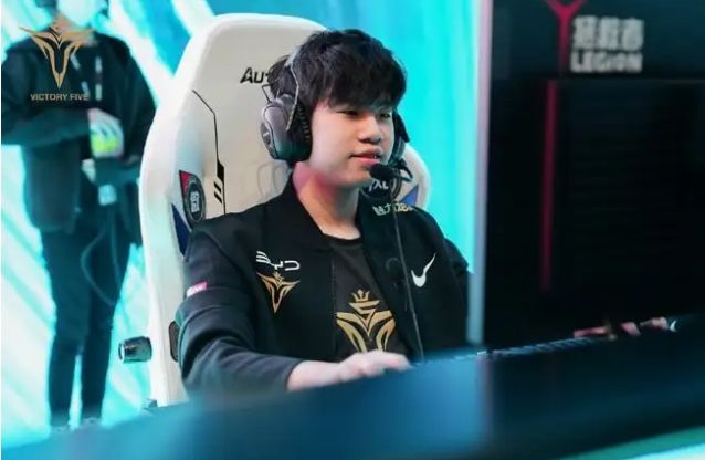 示将全力以 示将全力以