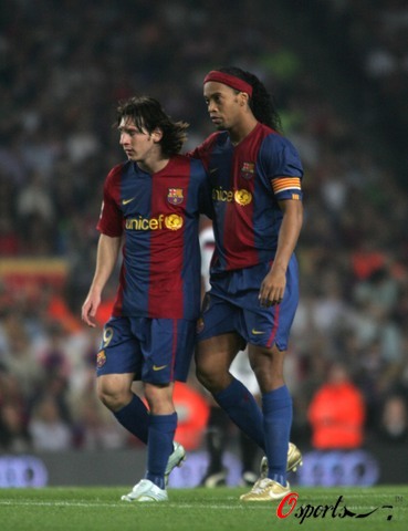 他也对曼市 他也对曼市