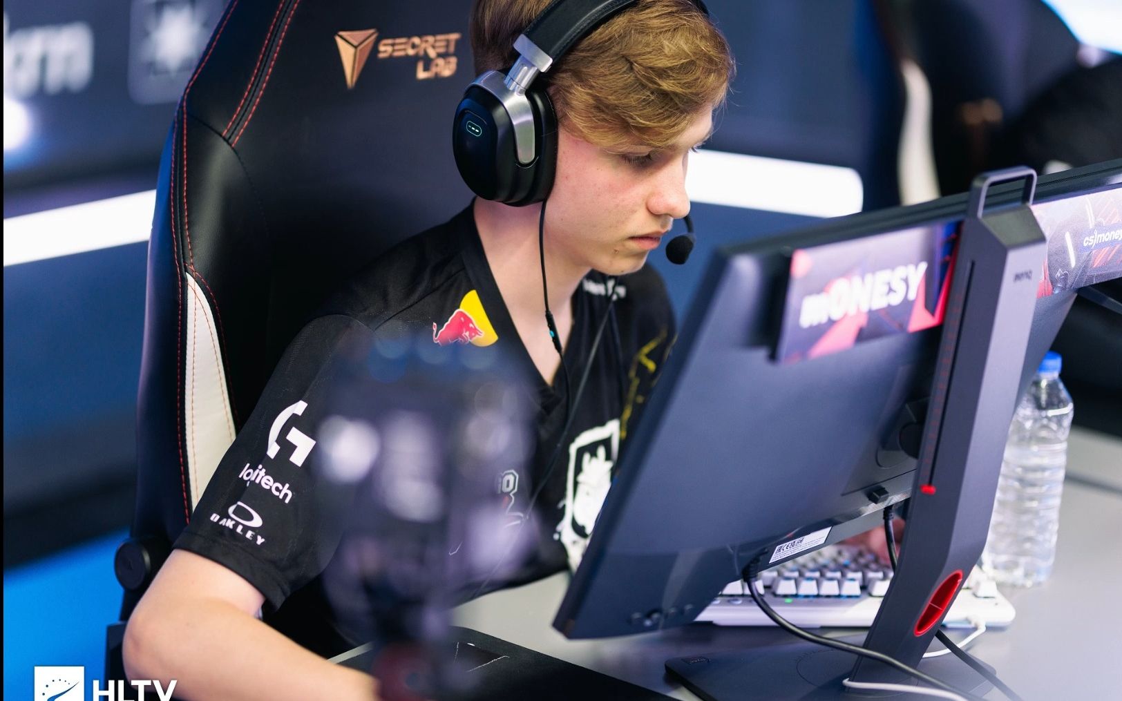 这两枚戒指 这两枚戒指