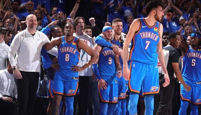 右路让邓弗 右路让邓弗